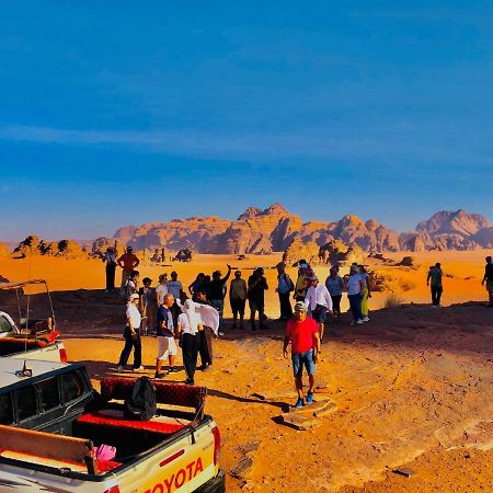 Flowers Rum Camp Wadi Rum Eksteriør billede